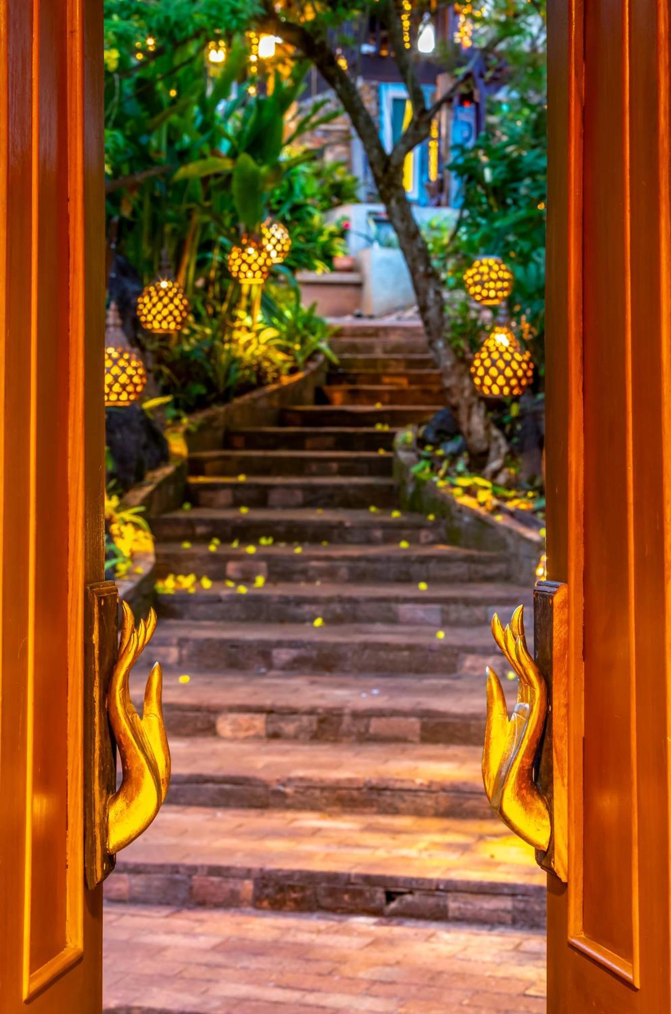 Kanlaya'S Eyrie, Luxury Homestay Pang Mapha Exterior foto